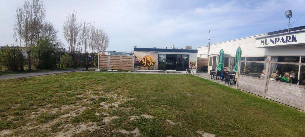 Przytulny Domek Holenderski Z Podgrzewanym Odkrytym Basenem Do Dyspozycji Gosci De Haan Exterior foto