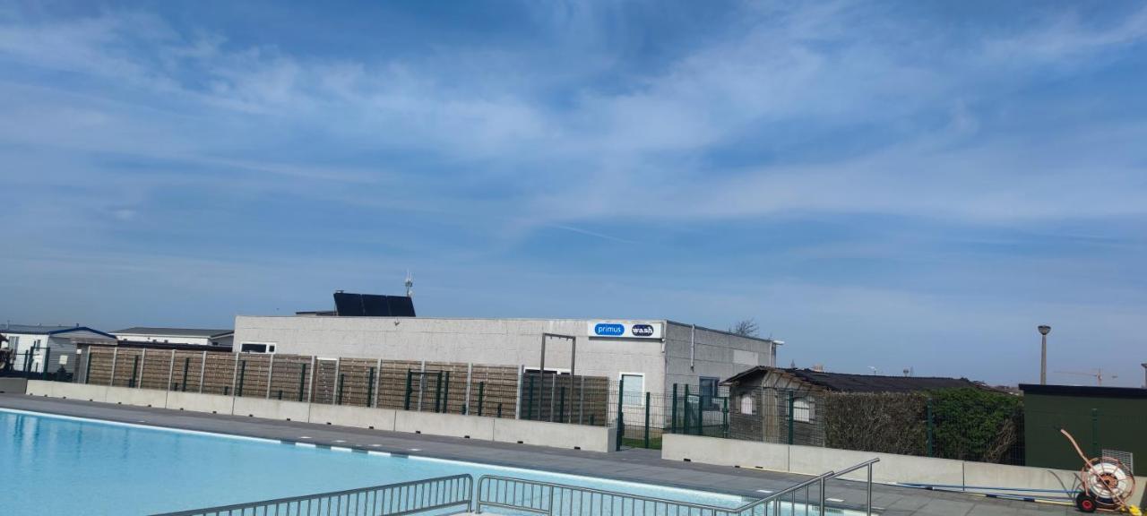 Przytulny Domek Holenderski Z Podgrzewanym Odkrytym Basenem Do Dyspozycji Gosci De Haan Exterior foto